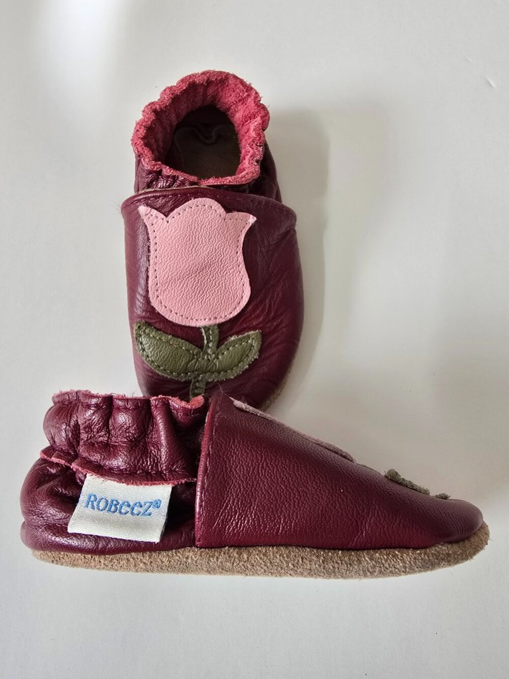 Robeez tulip leather and suede shoes, baby - toddler, great condition